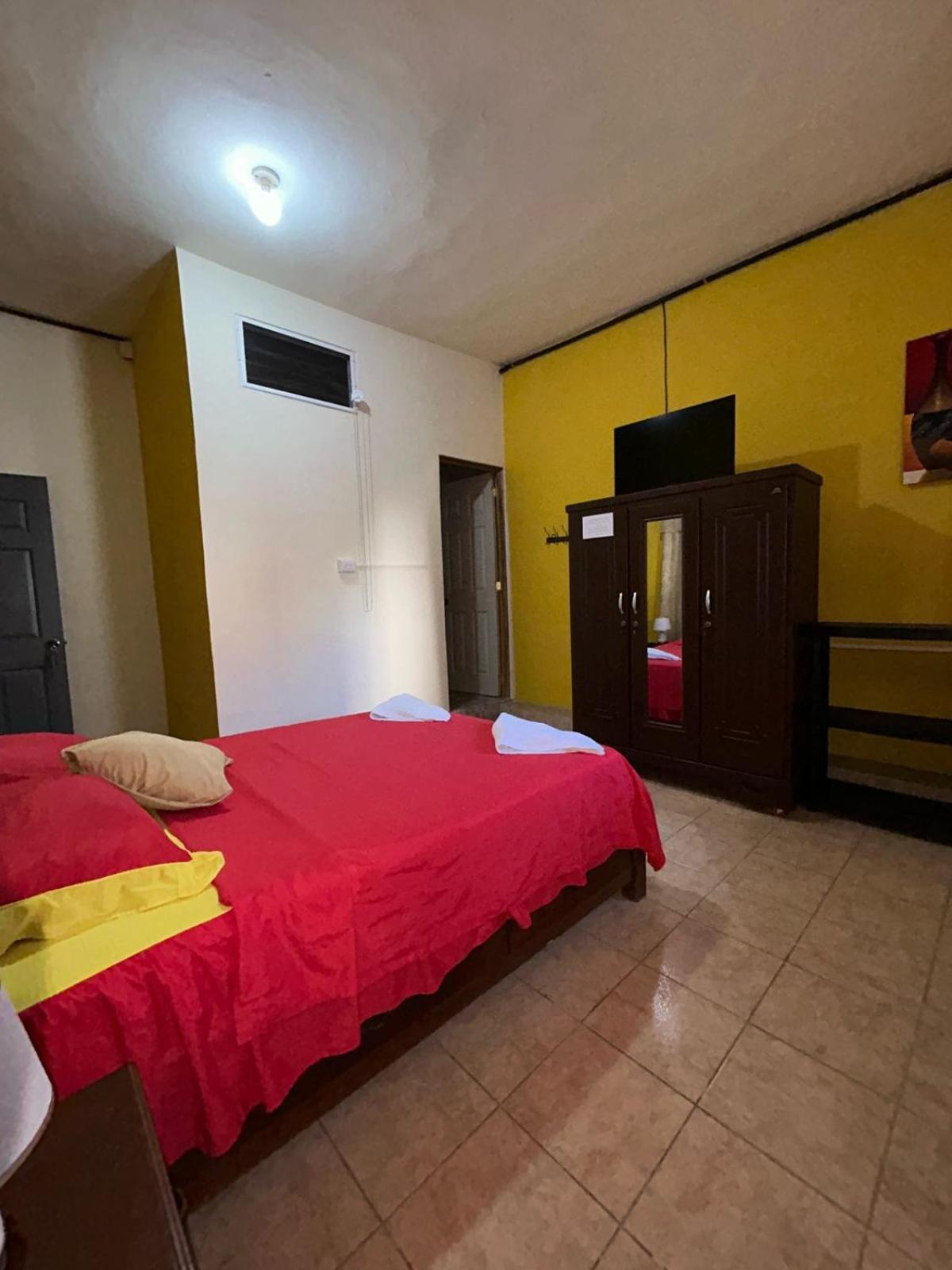 Casa Maya Itza Флорес Екстер'єр фото