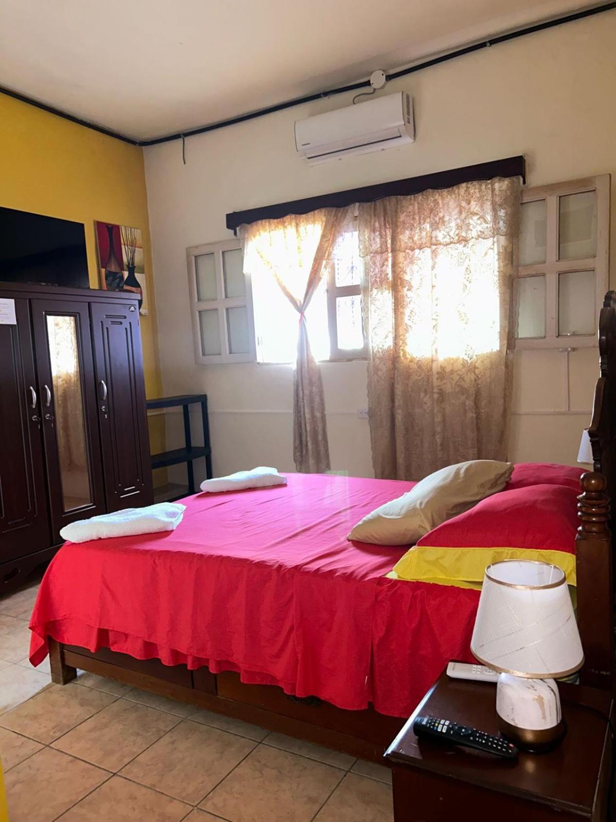 Casa Maya Itza Флорес Екстер'єр фото
