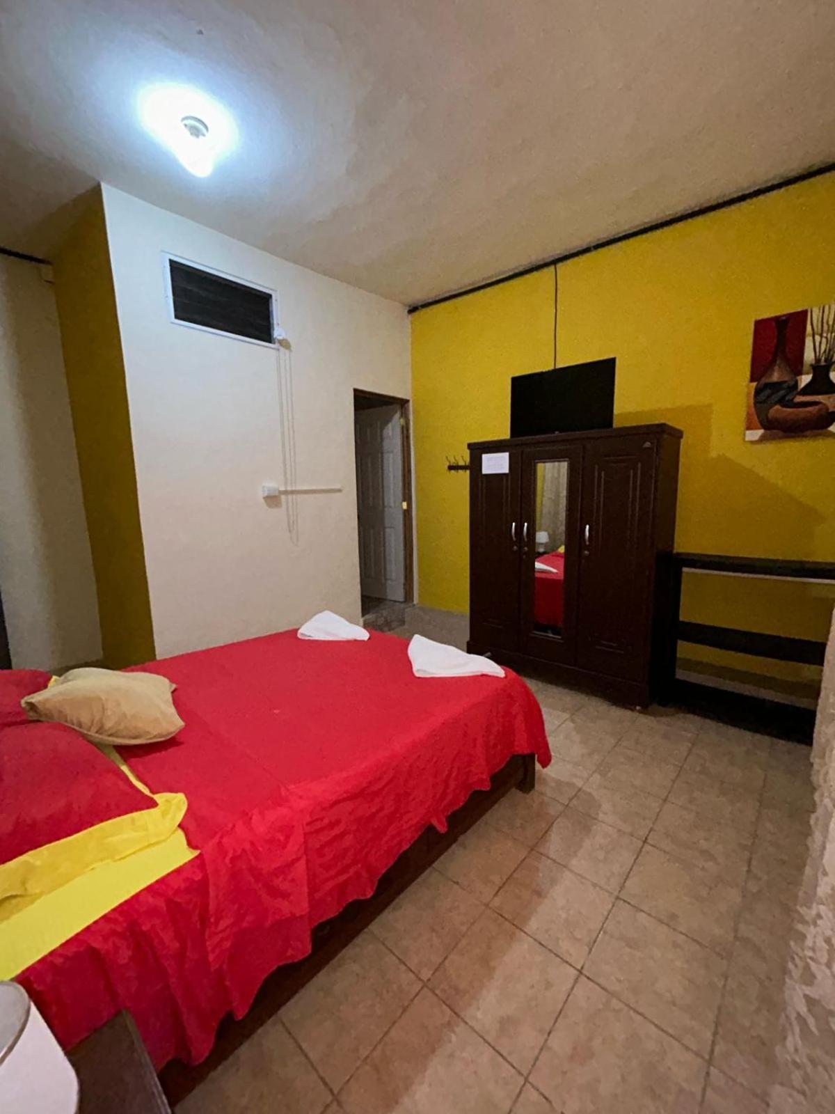 Casa Maya Itza Флорес Екстер'єр фото