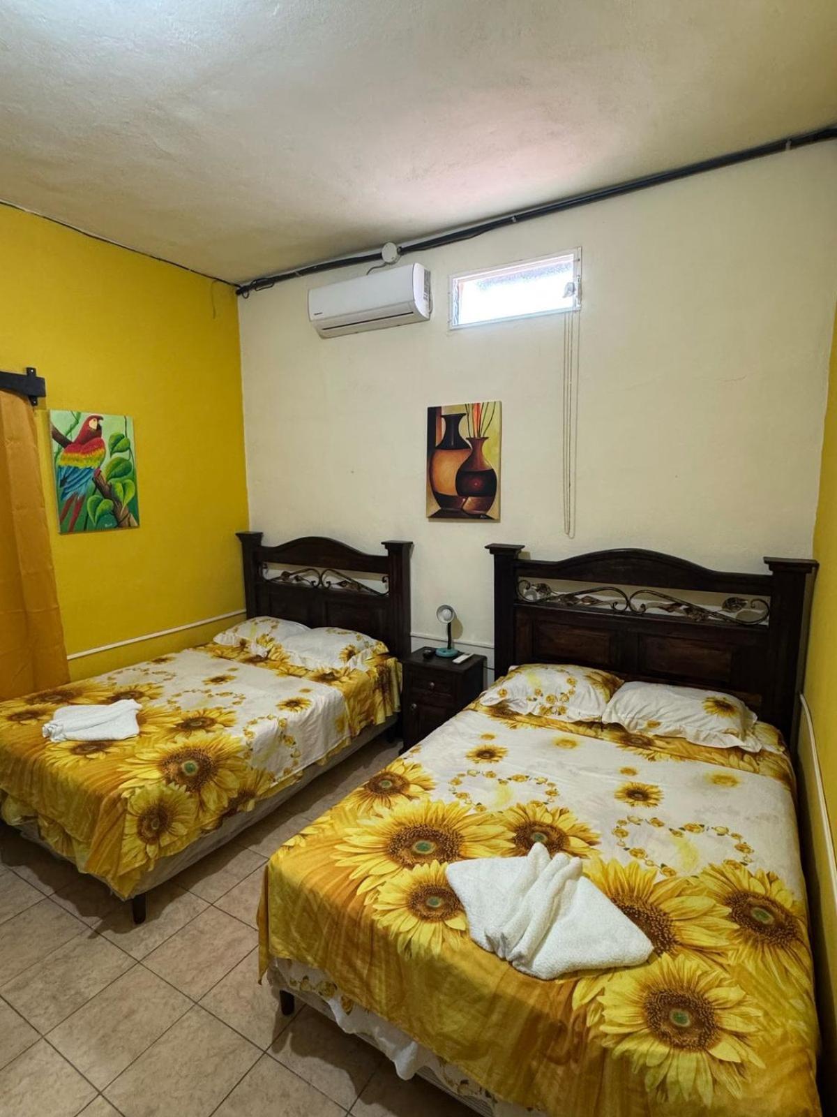 Casa Maya Itza Флорес Екстер'єр фото