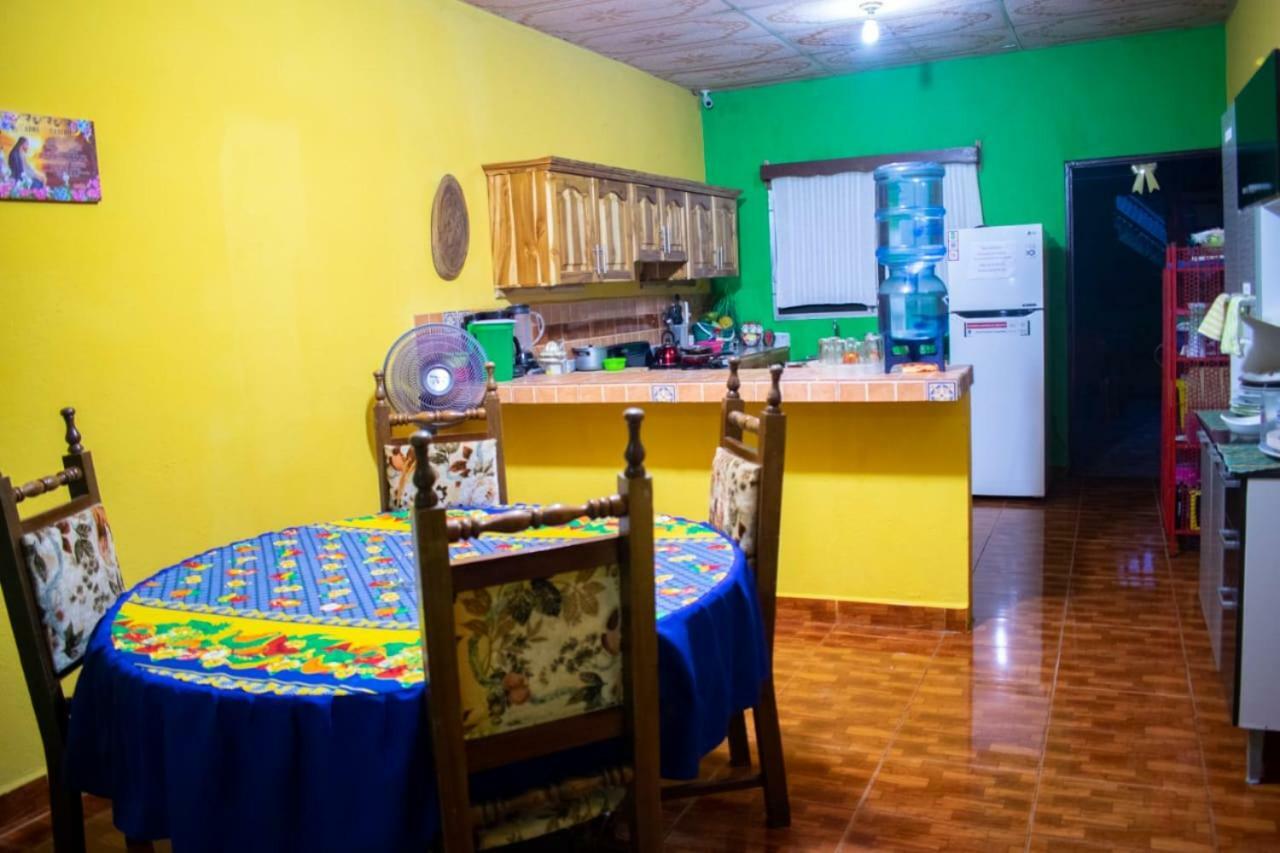 Casa Maya Itza Флорес Екстер'єр фото